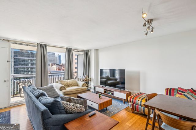 620 Peachtree Street NE 1106, Atlanta, GA 30308