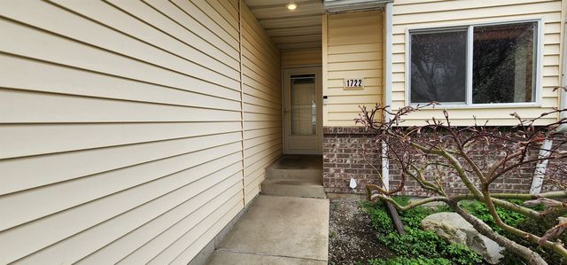 1722 S Newer Ln, Veradale, WA 99037