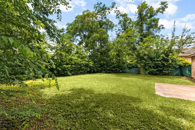 16735 Barcelona Drive, Friendswood, TX 77546