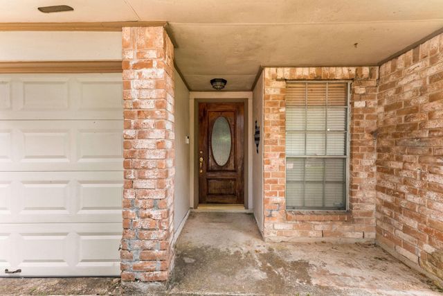 16735 Barcelona Drive, Friendswood, TX 77546