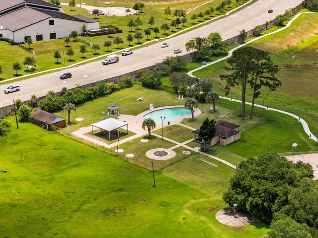 16735 Barcelona Drive, Friendswood, TX 77546