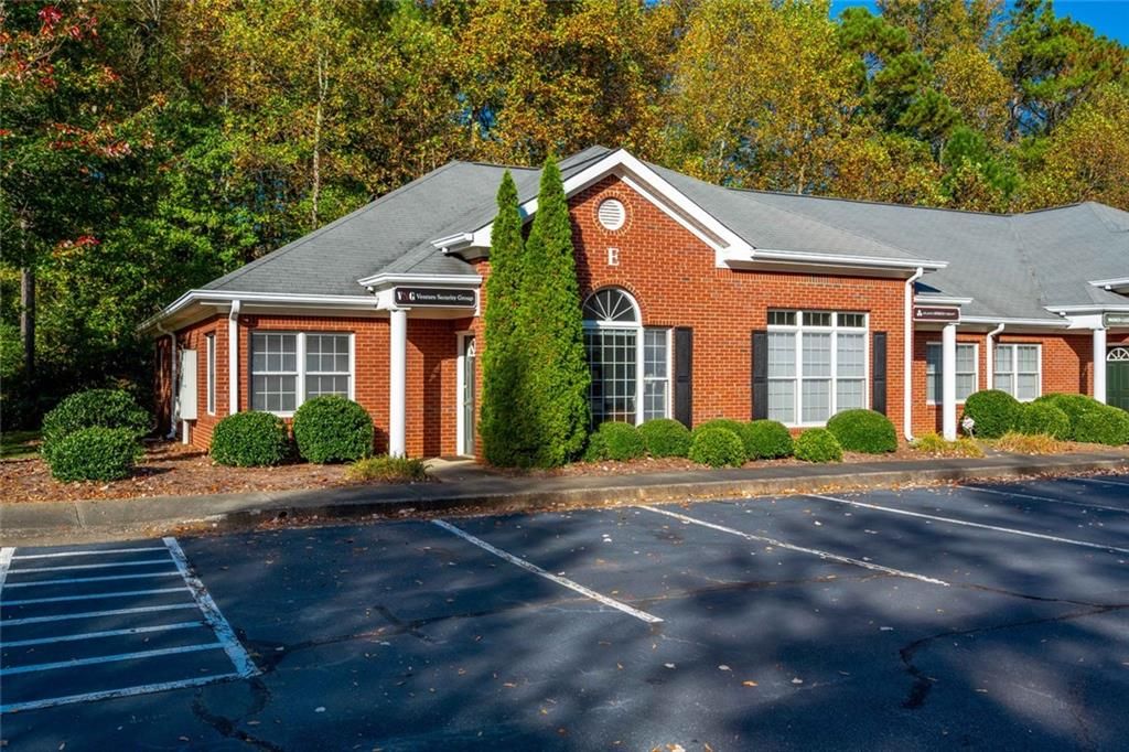 500 Sun Valley Drive E1, Roswell, GA 30076