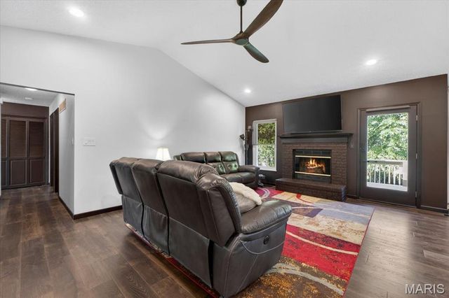 3137 Harpers Ferry Drive, O'fallon, MO 63368