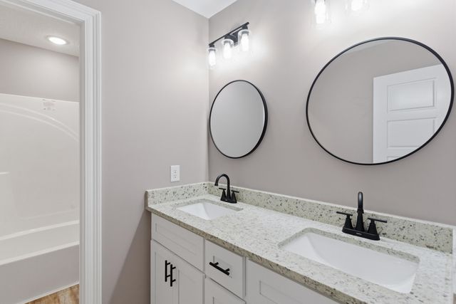 12 Shoemake Dr., Hattiesburg, MS 39402