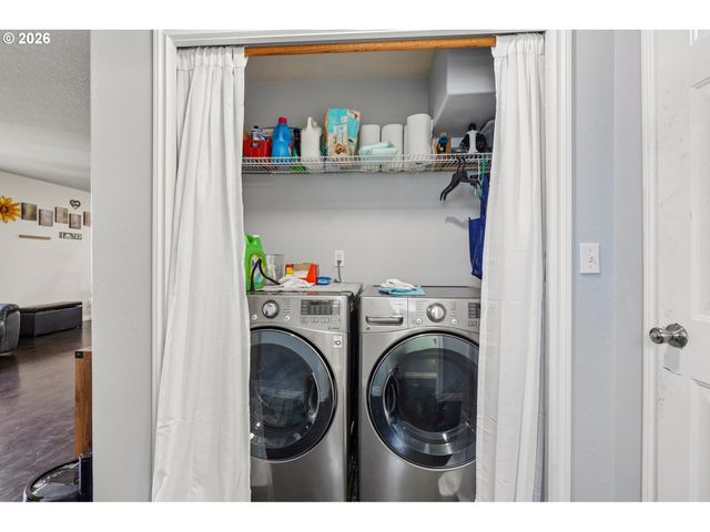40348 THERESE St, Sandy, OR 97055