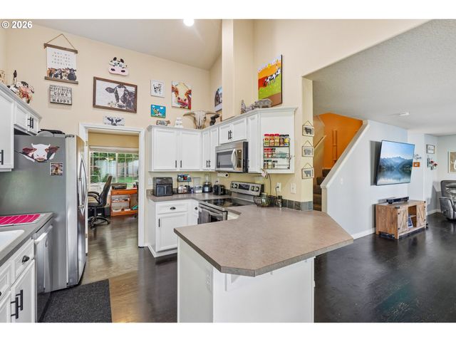 40348 THERESE St, Sandy, OR 97055