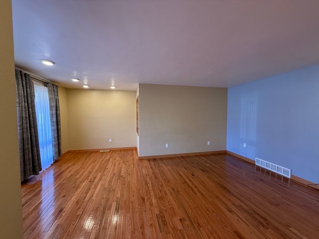 2116 14th Street, Peru, IL 61354