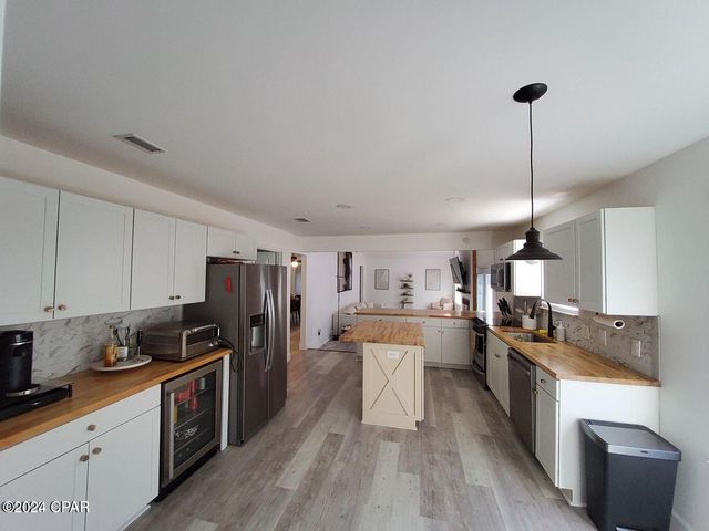 4339 Pine Tree Lane, Lynn Haven, FL 32444