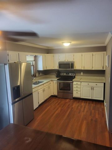 5171 N CREASY SPRINGS RD, Columbia, MO 65202