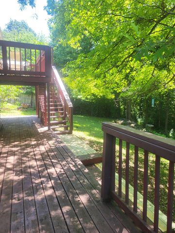 5171 N CREASY SPRINGS RD, Columbia, MO 65202