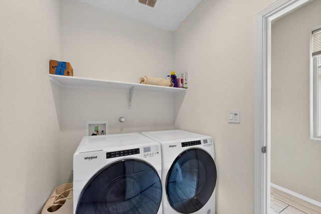 904 TAZANITA SE, Rio Rancho, NM 87124