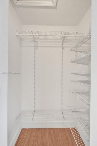 990 NW 78th Avenue 8E, Miami, FL 33126