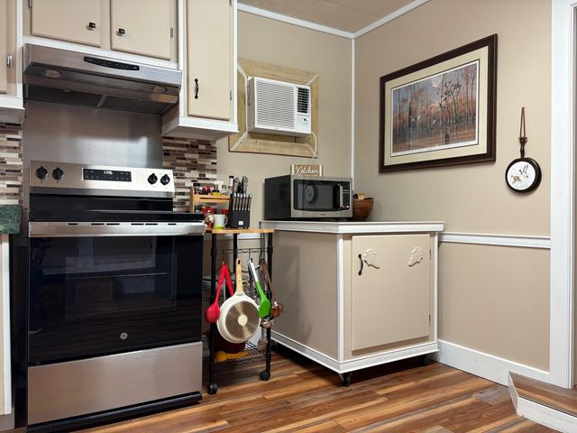 1725 Highway 307, Chackbay, LA 70301