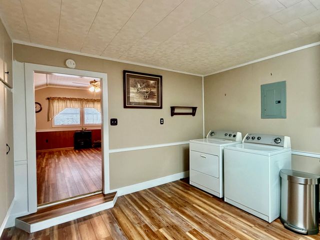 1725 Highway 307, Chackbay, LA 70301