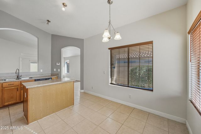 6978 W Kings Avenue, Peoria, AZ 85382