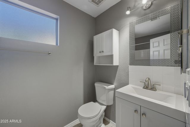 6978 W Kings Avenue, Peoria, AZ 85382