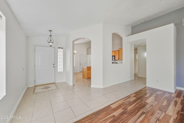 6978 W Kings Avenue, Peoria, AZ 85382