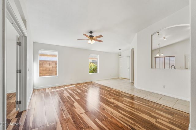 6978 W Kings Avenue, Peoria, AZ 85382