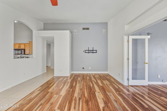 6978 W Kings Avenue, Peoria, AZ 85382