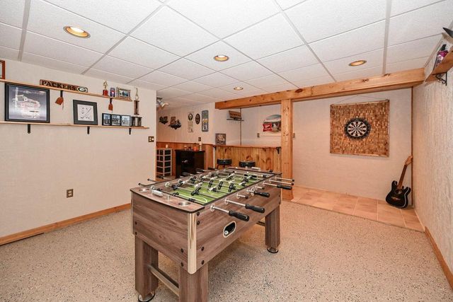 6575 S Carroll CIRCLE, Franklin, WI 53132