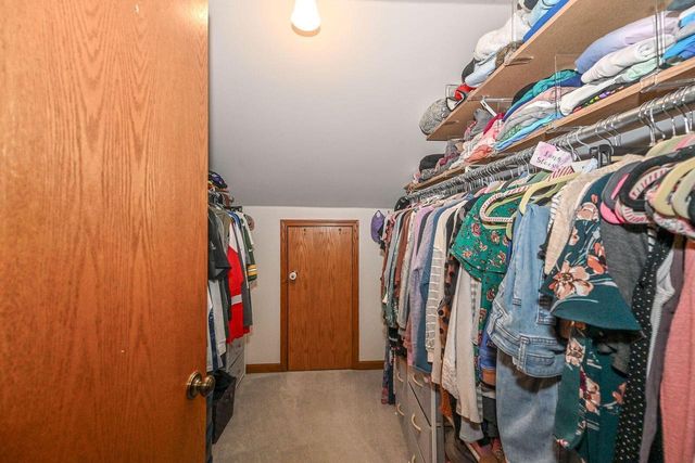 6575 S Carroll CIRCLE, Franklin, WI 53132