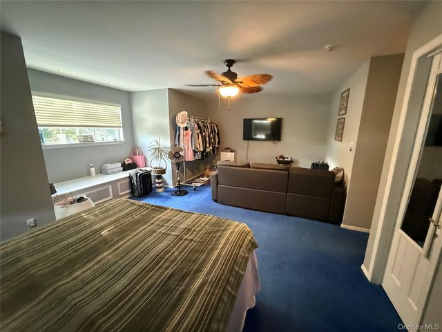 104 Owls Nest Court, Manorville, NY 11949