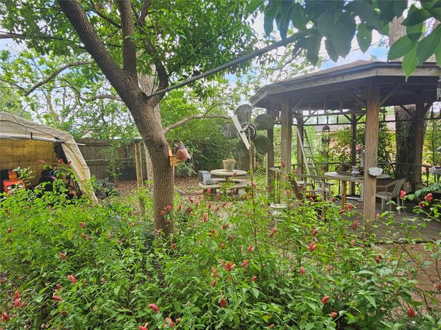 1110 Missouri Street, South Houston, TX 77587