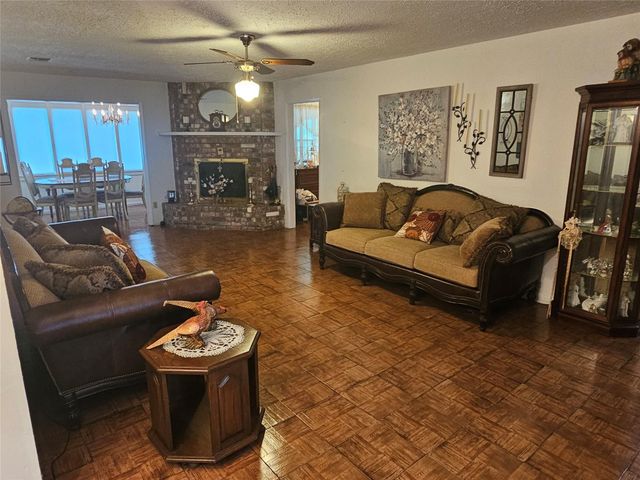 1110 Missouri Street, South Houston, TX 77587