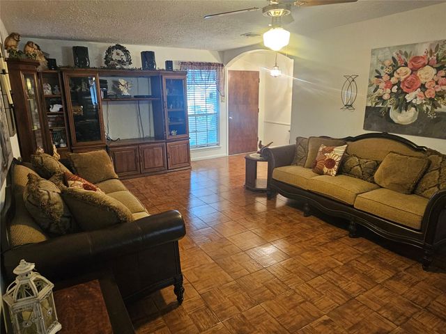 1110 Missouri Street, South Houston, TX 77587