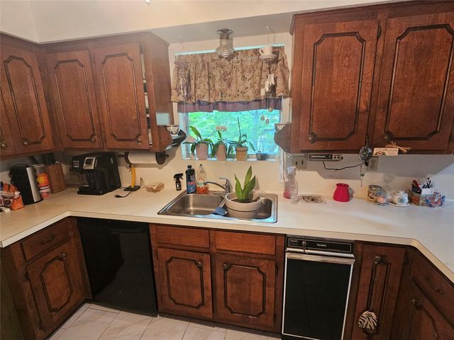 1110 Missouri Street, South Houston, TX 77587