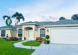 3601 SW Ballweg Street, Port St Lucie, FL 34953