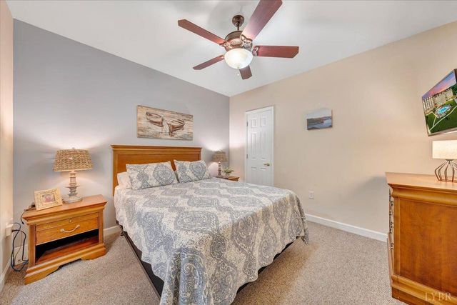 1273 Graves Harbor Trail 324, Huddleston, VA 24104