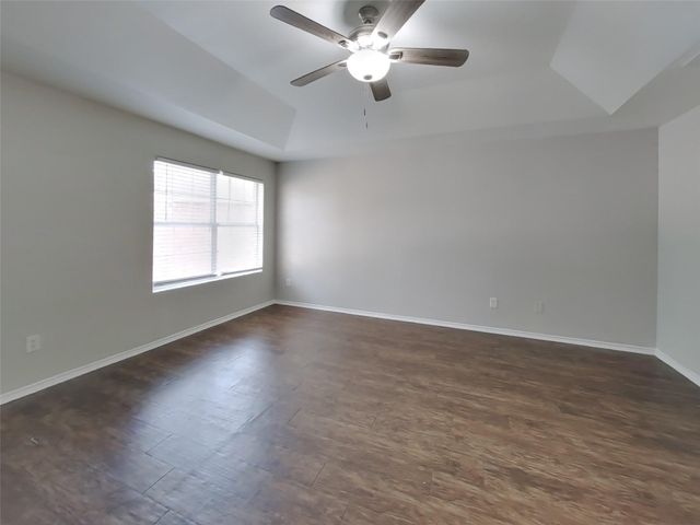 5521 Rio Alamo Street, Rosharon, TX 77583