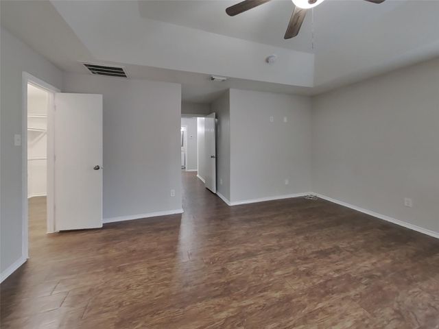 5521 Rio Alamo Street, Rosharon, TX 77583