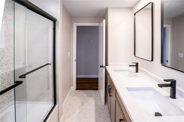 123 Cowesett Road, Warwick, RI 02886