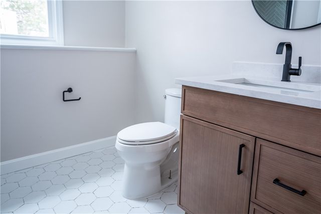 123 Cowesett Road, Warwick, RI 02886