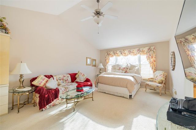 27824 Reo Road, Grosse Ile, MI 48138