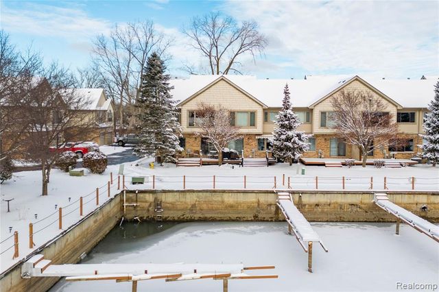 27824 Reo Road, Grosse Ile, MI 48138