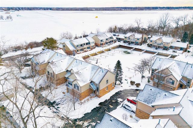 27824 Reo Road, Grosse Ile, MI 48138