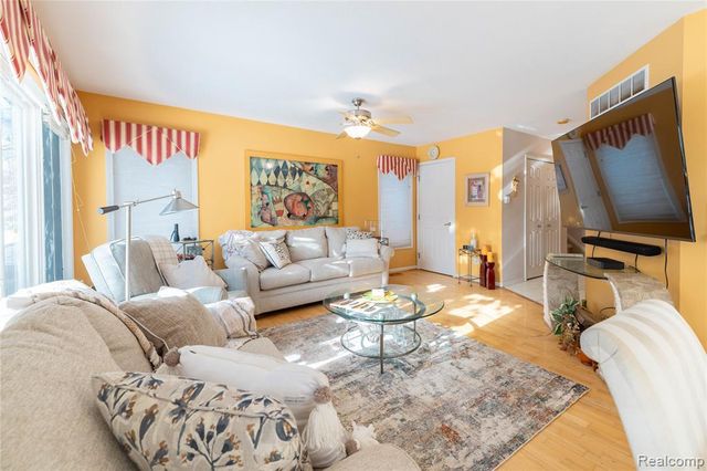 27824 Reo Road, Grosse Ile, MI 48138