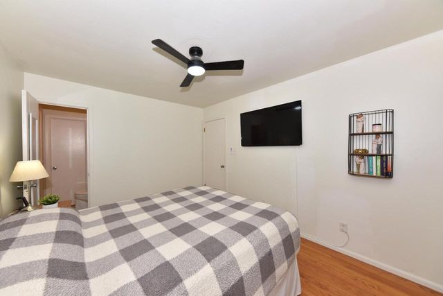 W150N8342 Saxony DRIVE, Menomonee Falls, WI 53051
