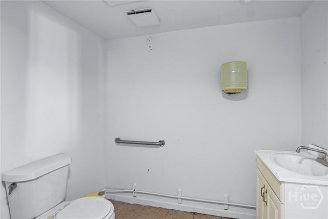 2203 Skidaway Road, Savannah, GA 31404