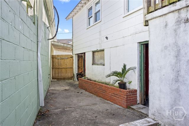 2203 Skidaway Road, Savannah, GA 31404