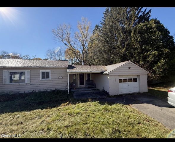 503 Swaggertown Road, Glenville, NY 12302