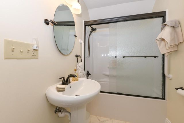 449 James STREET, Burlington, WI 53105