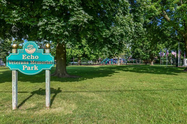 449 James STREET, Burlington, WI 53105