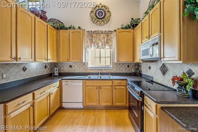 4475 Quebec Lane, Brighton, MI 48116