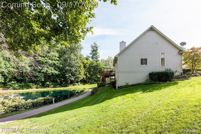 4475 Quebec Lane, Brighton, MI 48116
