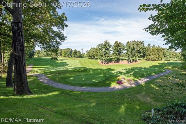 4475 Quebec Lane, Brighton, MI 48116