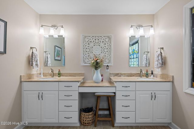 112 Southern Hills Drive, New Bern, NC 28562